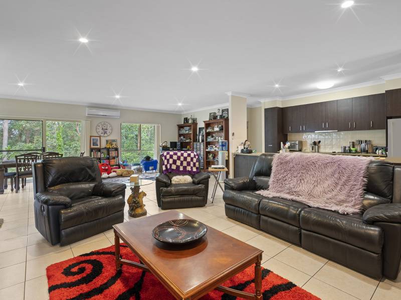 16 Wendy Court, UPPER COOMERA, QLD 4209 Australia