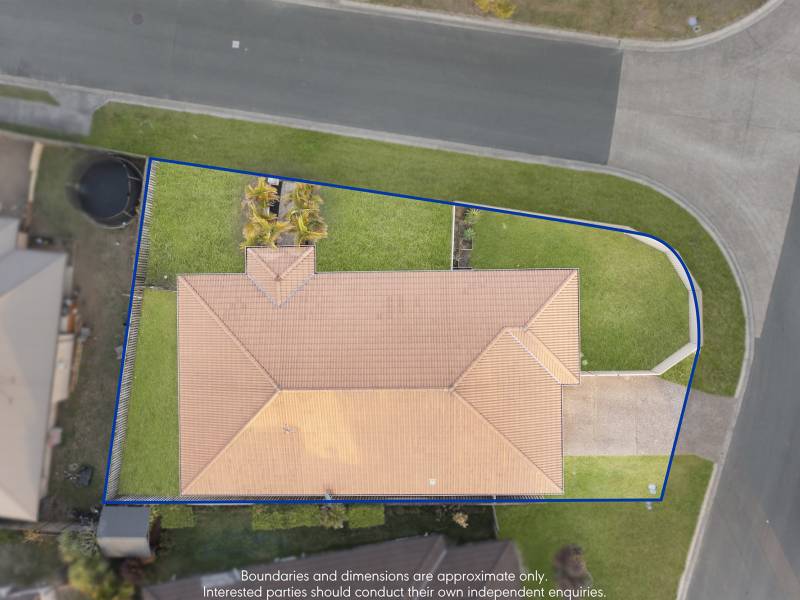 15 Kingsford Drive, UPPER COOMERA, QLD 4209 Australia