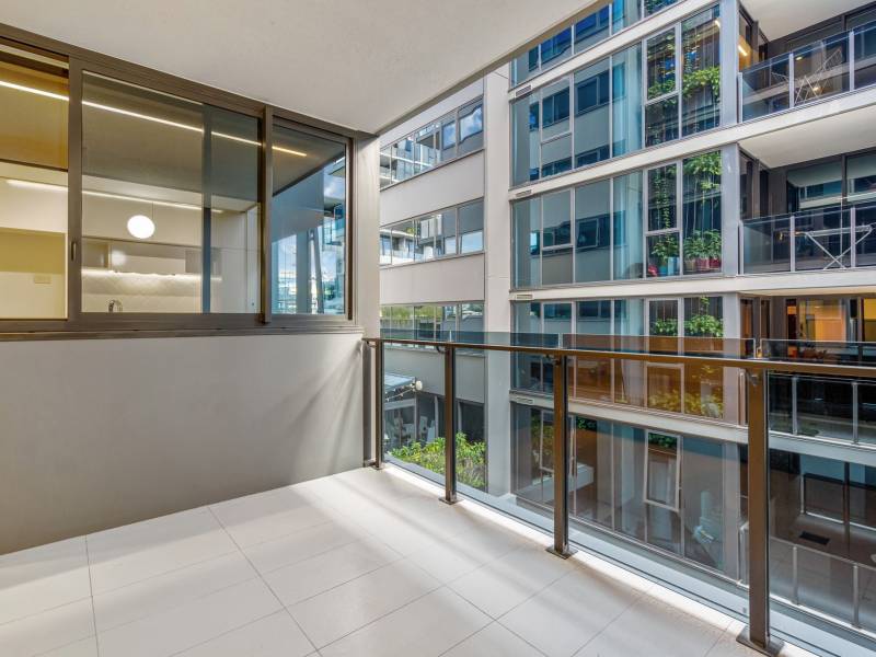 1058/36 Evelyn Street, NEWSTEAD, QLD 4006 Australia