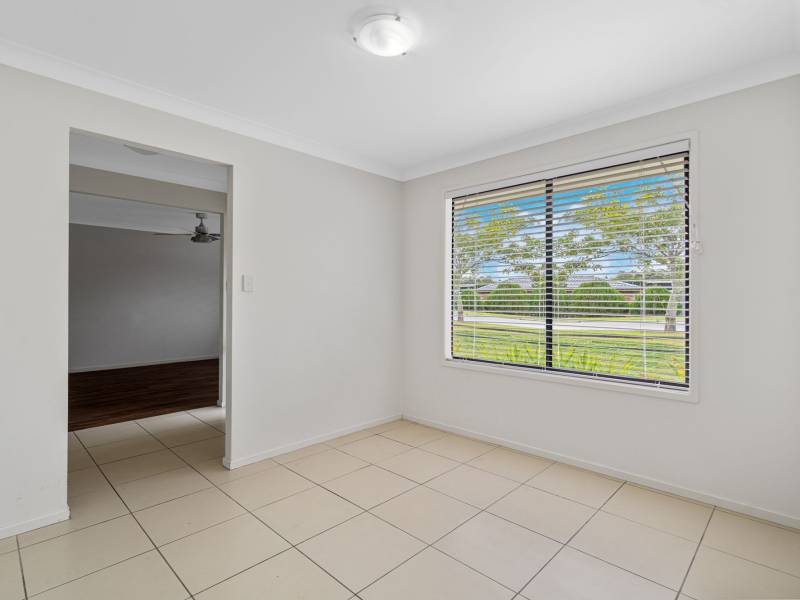 6 Tarrina Crescent, PACIFIC PINES, QLD 4211 Australia