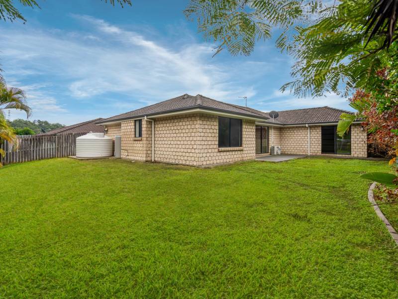 6 Tarrina Crescent, PACIFIC PINES, QLD 4211 Australia