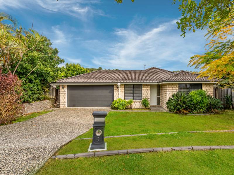 6 Tarrina Crescent, PACIFIC PINES, QLD 4211 Australia