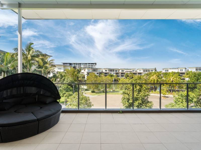 532/3 Pendraat Parade, HOPE ISLAND, QLD 4212 Australia