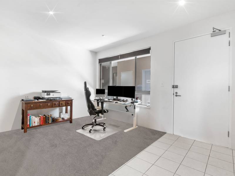 532/3 Pendraat Parade, HOPE ISLAND, QLD 4212 Australia