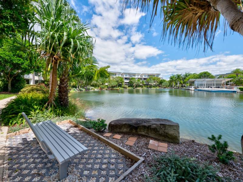 532/3 Pendraat Parade, HOPE ISLAND, QLD 4212 Australia