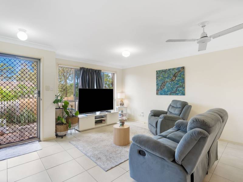 60/96 Galleon Way, CURRUMBIN WATERS, QLD 4223 Australia